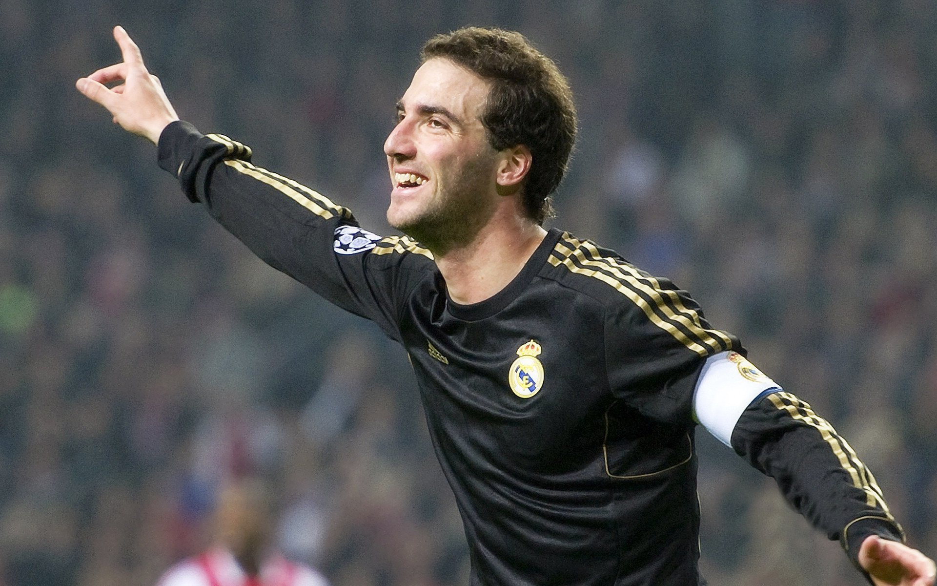 IMsports平台-葡萄牙体育前锋